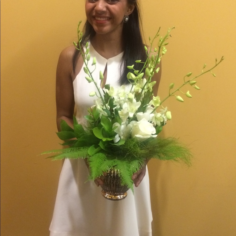 BCBG WHITE DRESS
